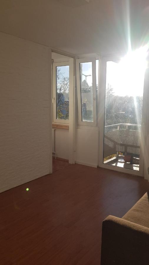 Milbertshofen Z Balkonem Appartamento Monaco di Baviera Esterno foto